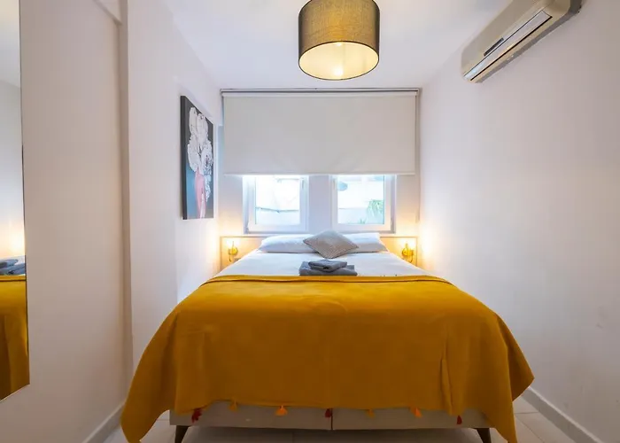 Ezgi's With Private Garden In Daire *