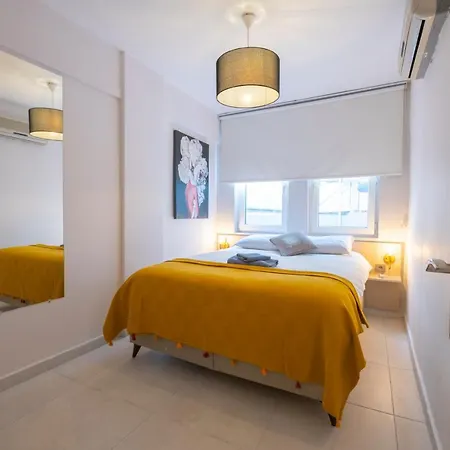 Apartment Ezgi's With Private Garden In *