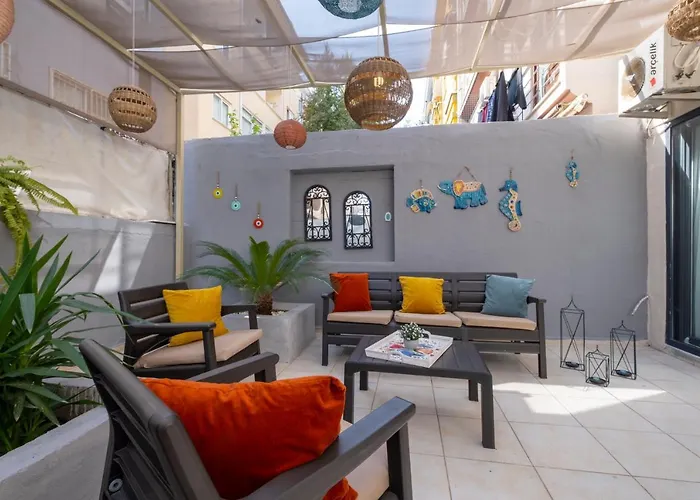 Apartamento Ezgi's With Private Garden In *